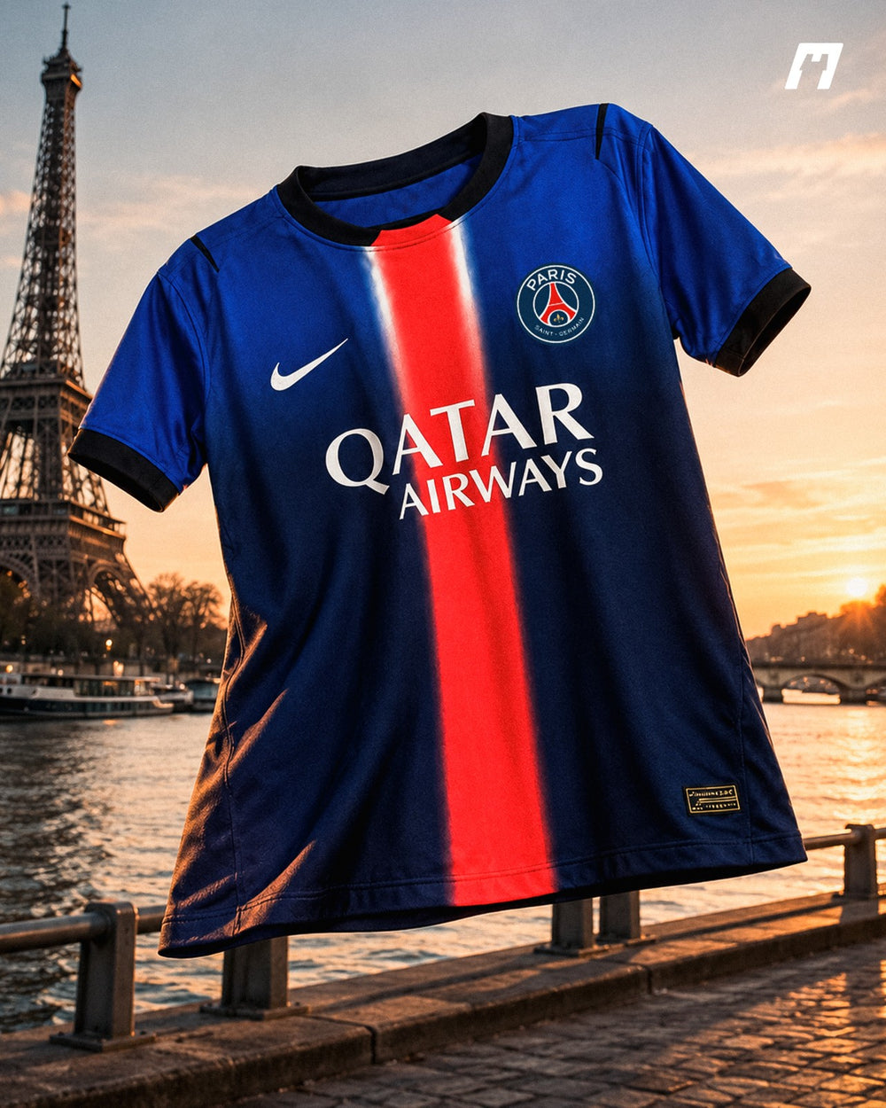 Fuite : le maillot domicile du PSG 2027-2028 vire au bleu nuit, Hechter aux bords flous