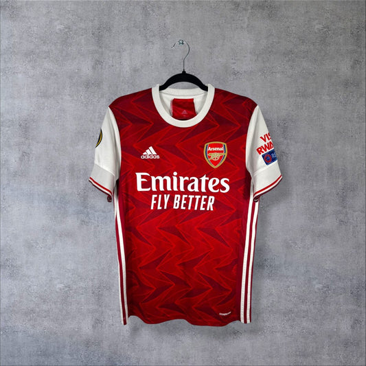Maillot Arsenal domicile 2020-2021 adidas de face, motif zigzag rouge, sponsor Emirates Fly Better