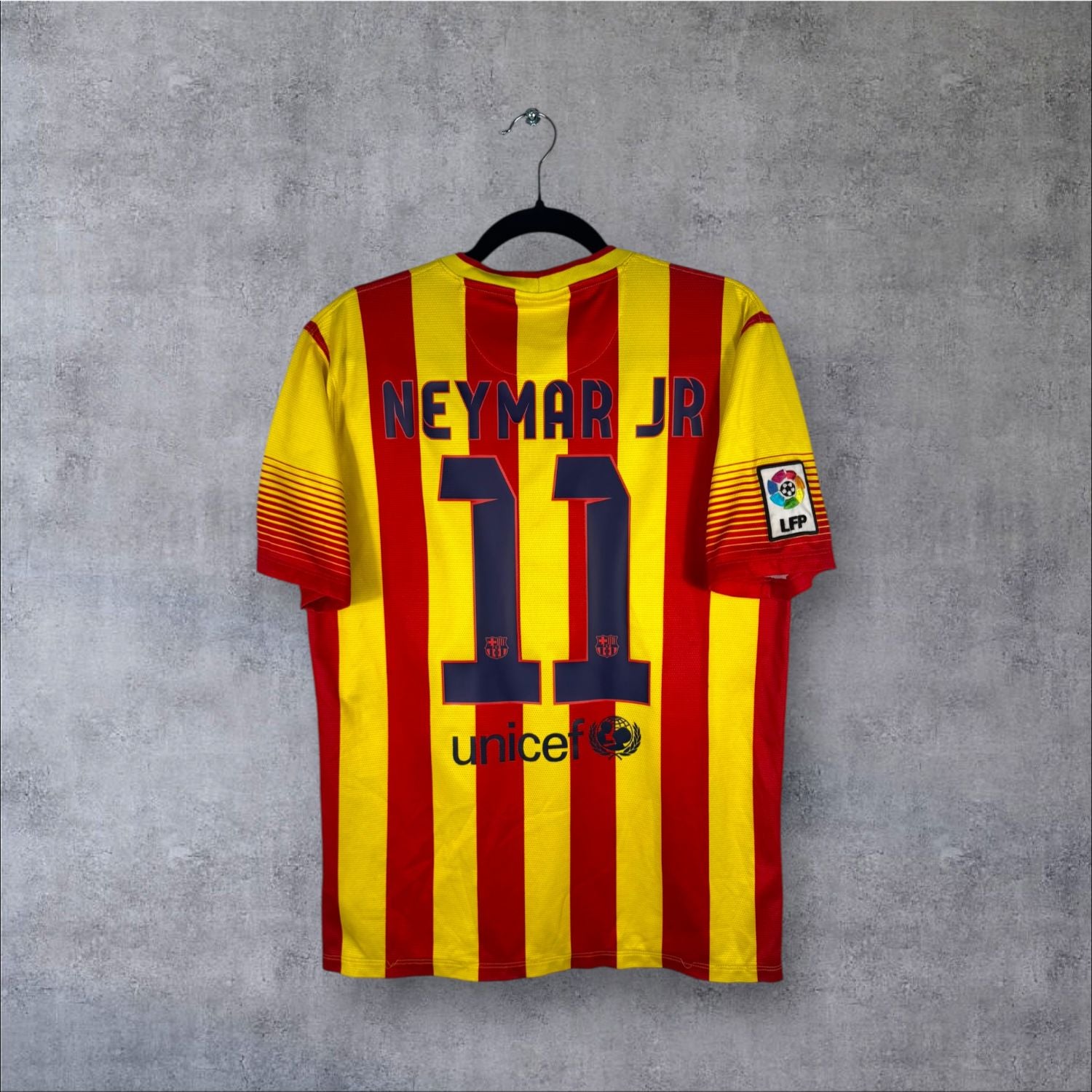 Fc Barcelone T-Shirt Barça - Neymar Jr - Collection Officielle Taille Adulte Homme, Bleu Marine, M