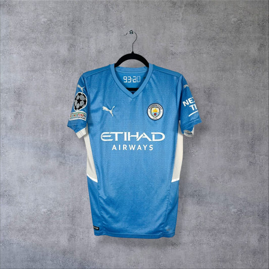 Maillot Manchester City domicile 2021-2022 Puma de face, sponsor Etihad Airways