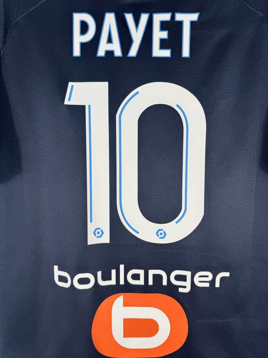 Détail du flocage officiel Ligue 1 Payet numéro 10 sur le maillot OM 2022-2023
