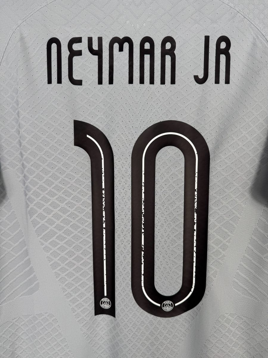 Détail flocage Neymar Jr N°10 maillot PSG 2022-2023