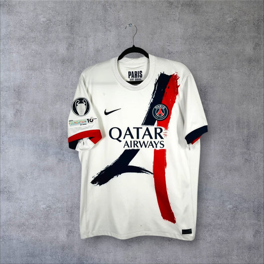 Maillot authentique PSG 2024-2025 Extérieur Tour Eiffel Nike vue de face