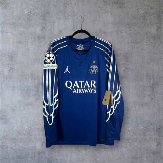 Maillot authentique PSG 2024-2025 Fourth Jordan vue de face