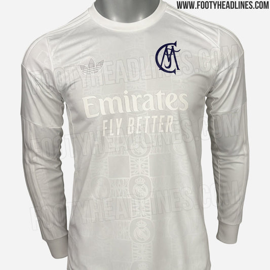Fuite : le maillot des 125 ans du Real Madrid ressort le monogramme de 1902 (photo Footy Headlines)