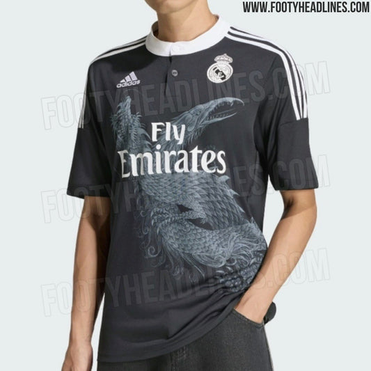 Fuite : adidas réédite le maillot dragon Yohji Yamamoto du Real Madrid 2014-2015 (photo Footy Headlines)