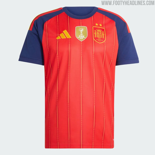 Maillot Espagne 2 étoiles champion du monde 2026 adidas (photo Footy Headlines)