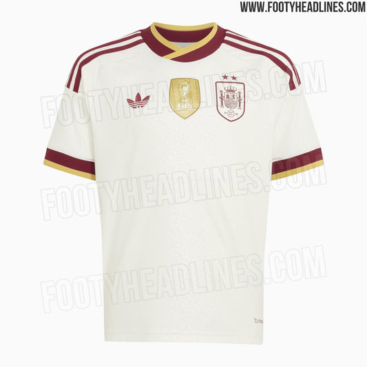 Fuite : le maillot extérieur 2 étoiles de l'Espagne 2026-2027 (photo Footy Headlines)