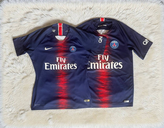 Comparaison visuelle maillot PSG Authentic vs Replica Nike
