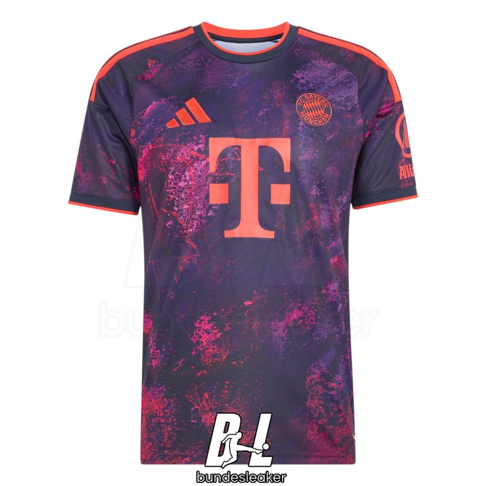 Fuite : le troisième maillot du Bayern Munich 2026-2027 vire au violet marbré