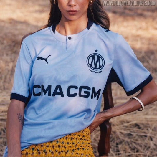 Fuite : le troisième maillot de l'OM 2026-2027 dévoilé (photo Footy Headlines)