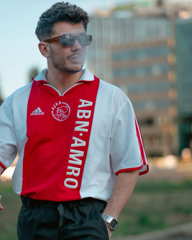 Reste du Monde - Maillots Authentiques | Pure Football Shirts