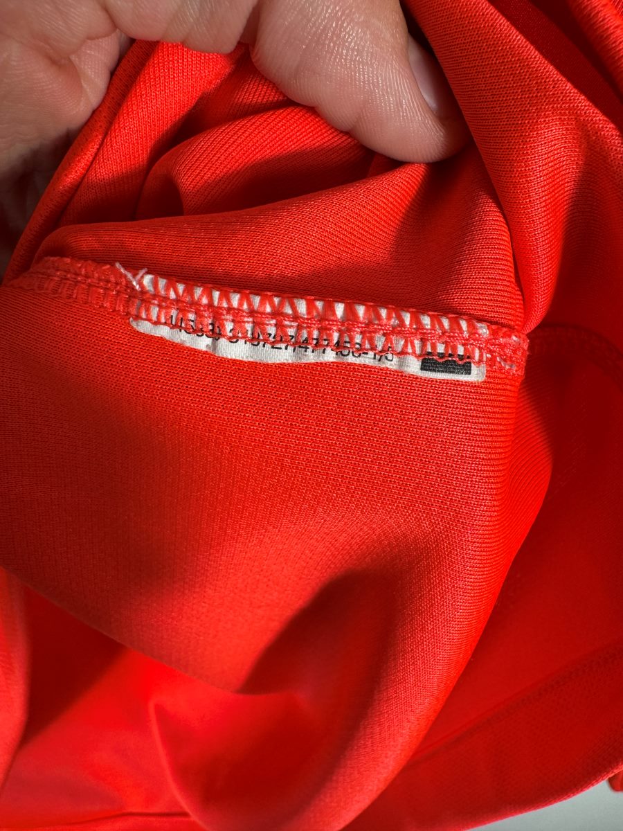 Etiquette interieure coupee maillot PSG 2019-2020 exterieur