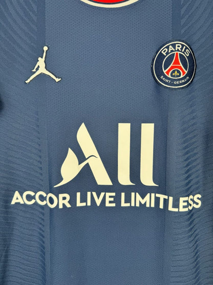 Ecusson PSG relief et maille Dri-FIT ADV gaufree maillot 2021-2022