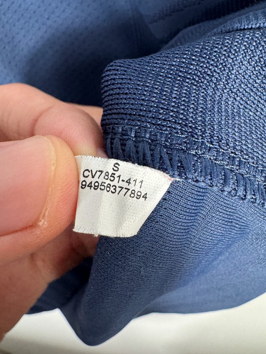 Etiquette interieure CV7851-411 taille S maillot PSG 2021-2022
