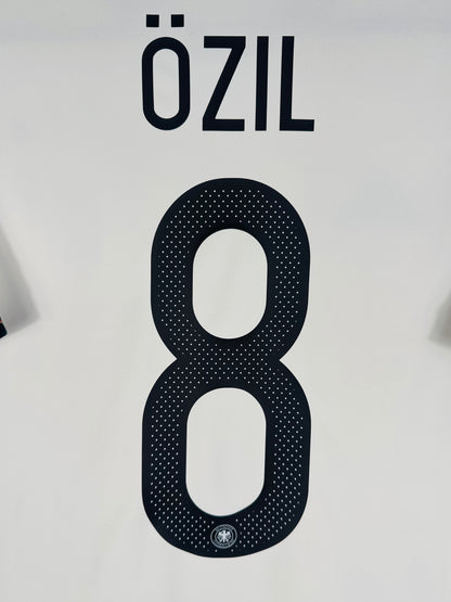 Flocage officiel arrière Özil 8 - Maillot Allemagne 2015-2016 Domicile