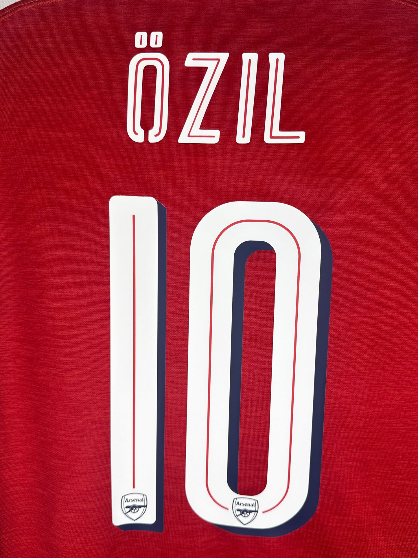 Flocage officiel arrière Özil 10 - Maillot Arsenal 2018-2019 Domicile