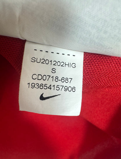 Étiquette interne Nike code CD0718-687 certifiant l'authenticité du maillot Haaland.