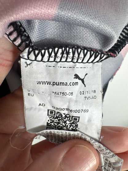 Étiquette interne Puma code 754750-06 certifiant l'authenticité du maillot Paquetá.