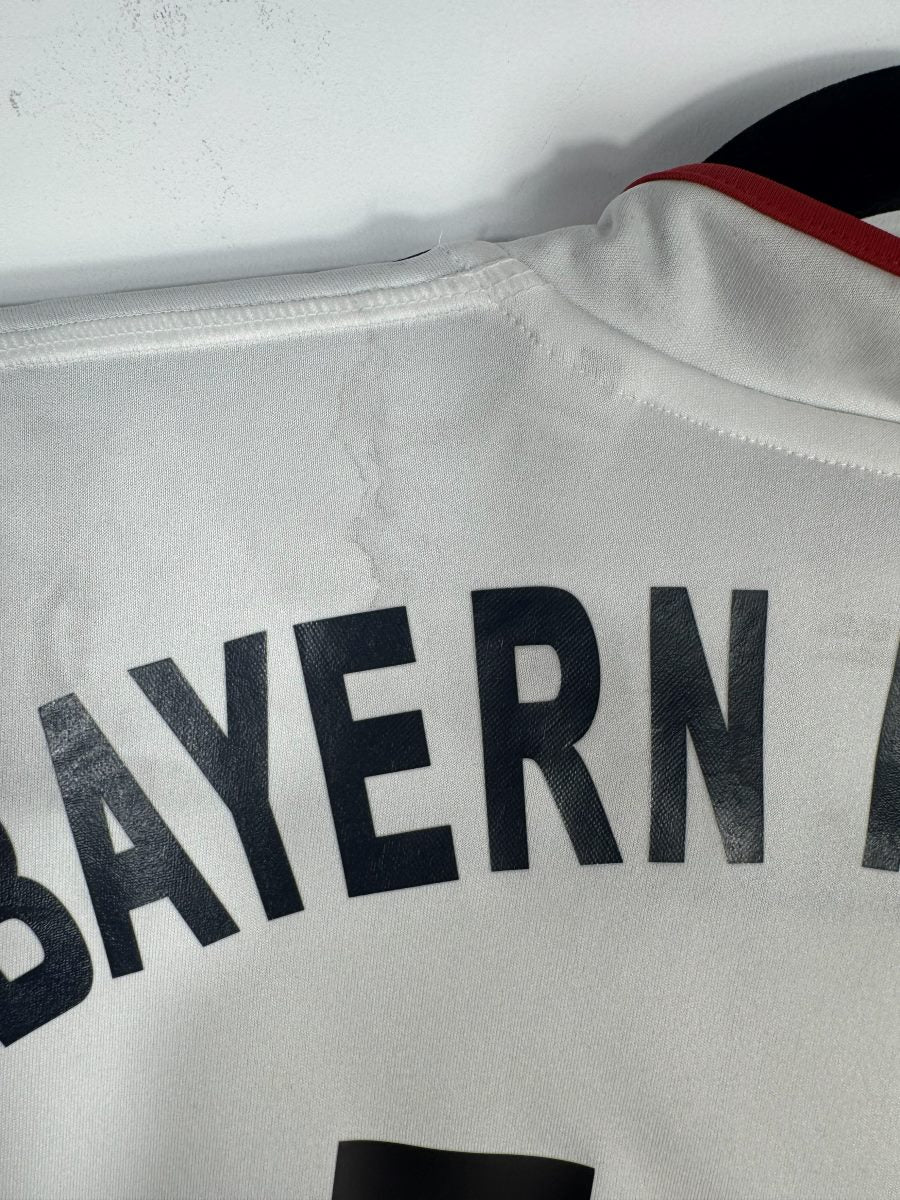 Mini trace nuque maillot Bayern Munich 2010-2011