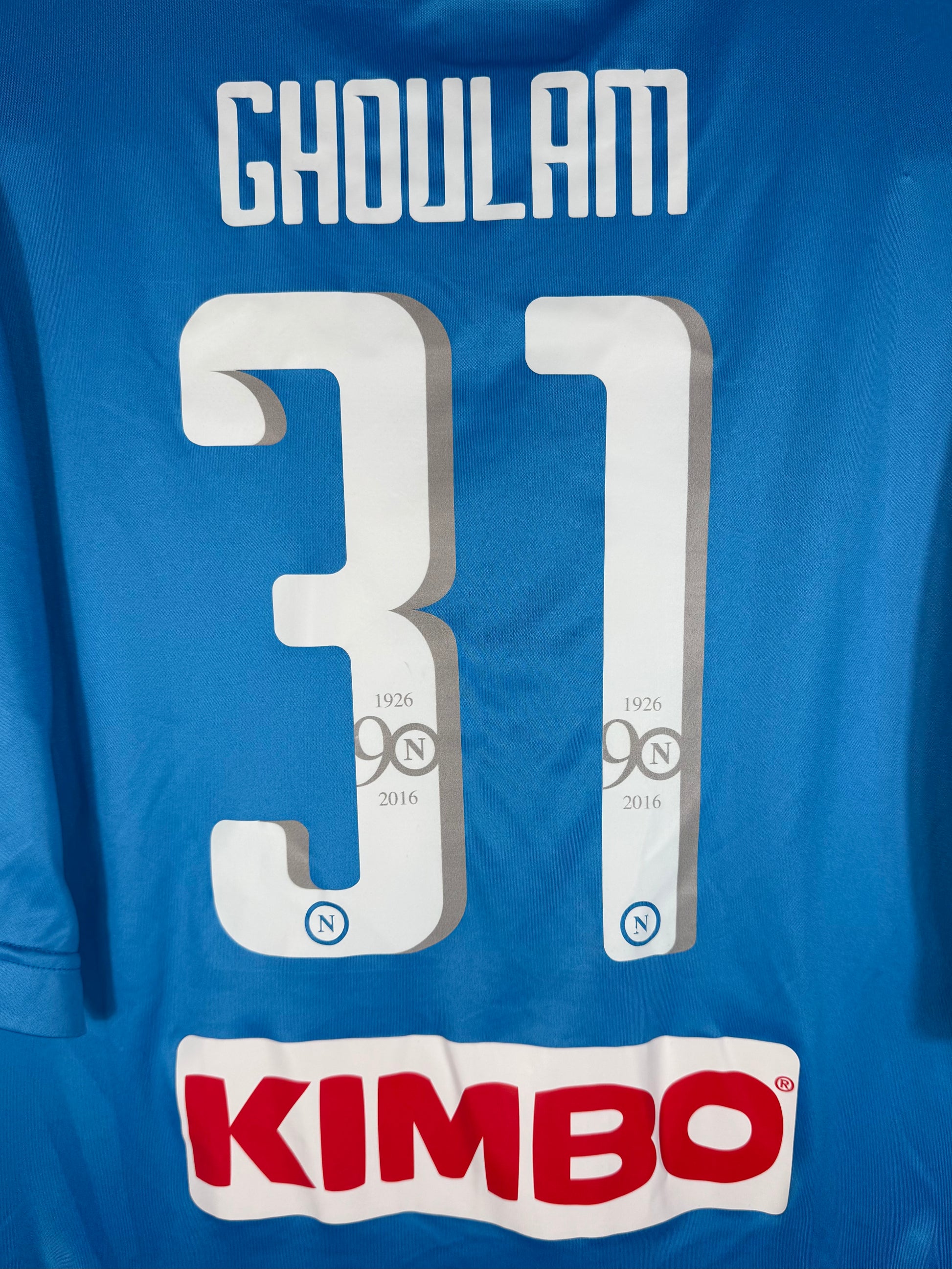 Gros plan flocage Ghoulam numéro 31 police officielle Serie A.