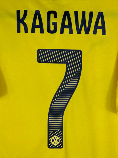 Zoom sur le nom KAGAWA et le numéro 7 noir à rayures intégrées.
