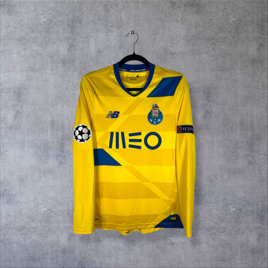 Maillot FC Porto 2016-2017 face sponsors MEO et Super Bock