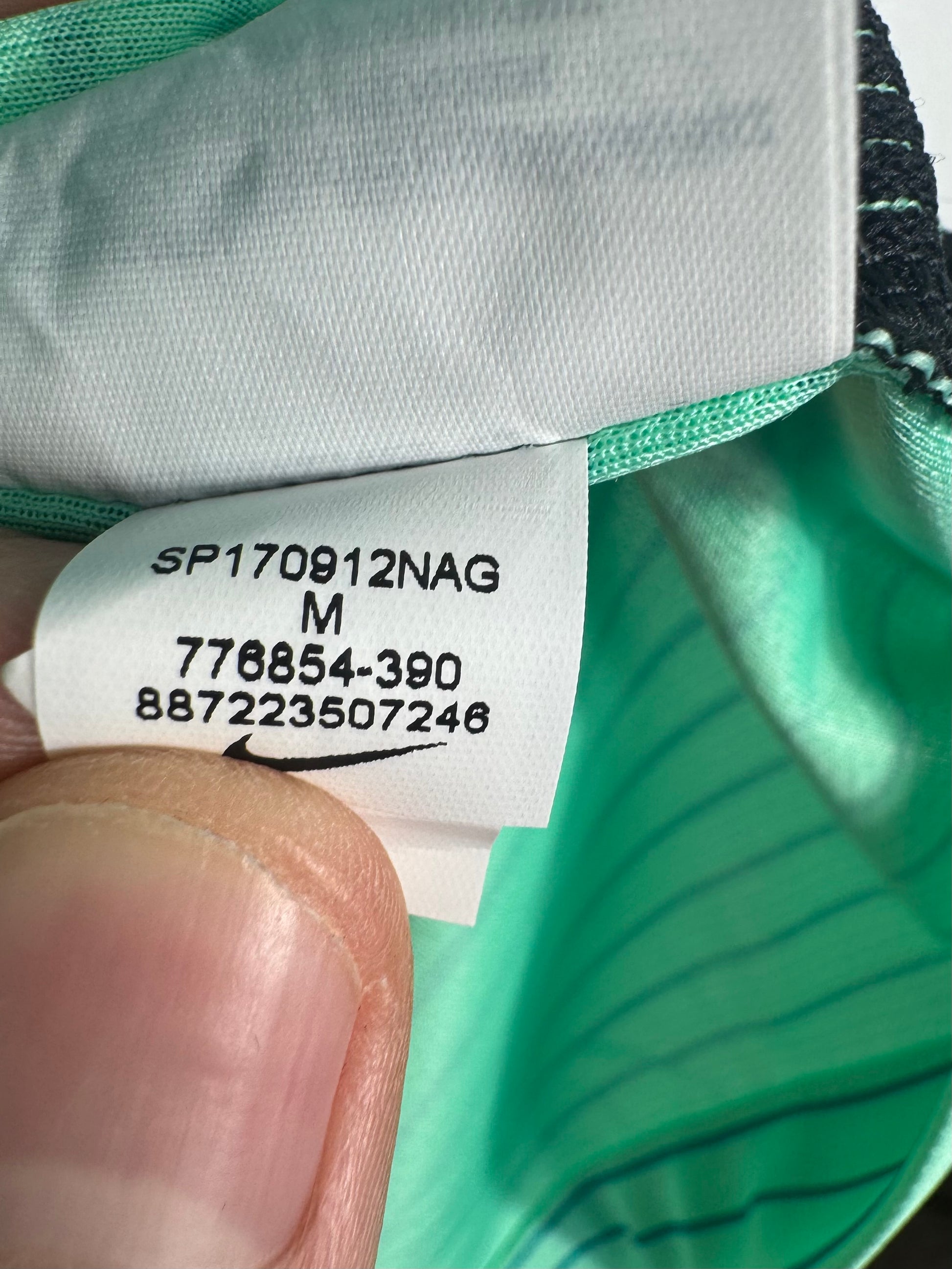 Étiquette d'authenticité officielle et code produit certifié - Maillot FC Barcelone 2016-2017 Third