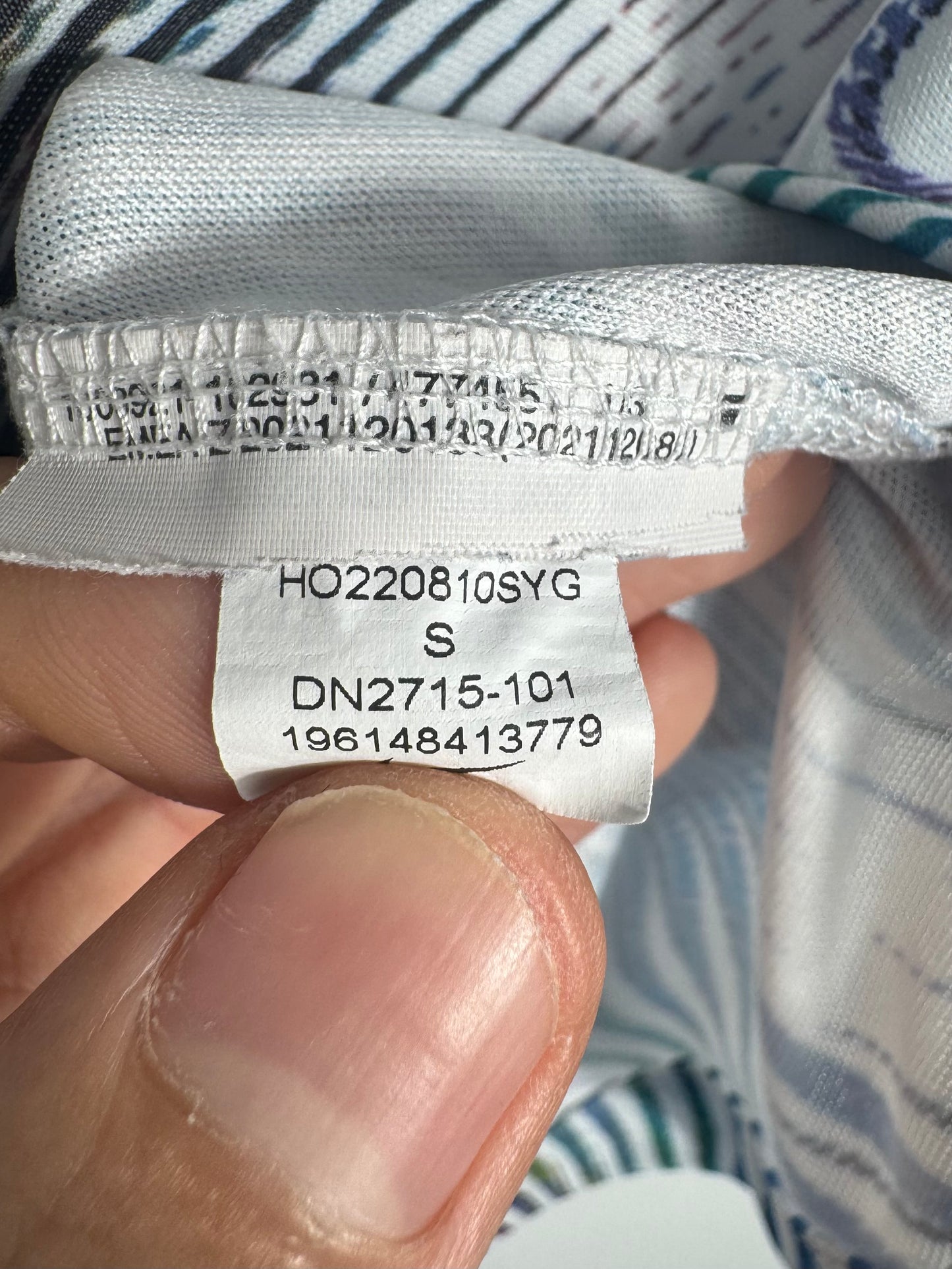 Étiquette d'authenticité officielle et code produit certifié - Maillot Liverpool FC 2022-2023 Extérieur Luis Díaz N°23