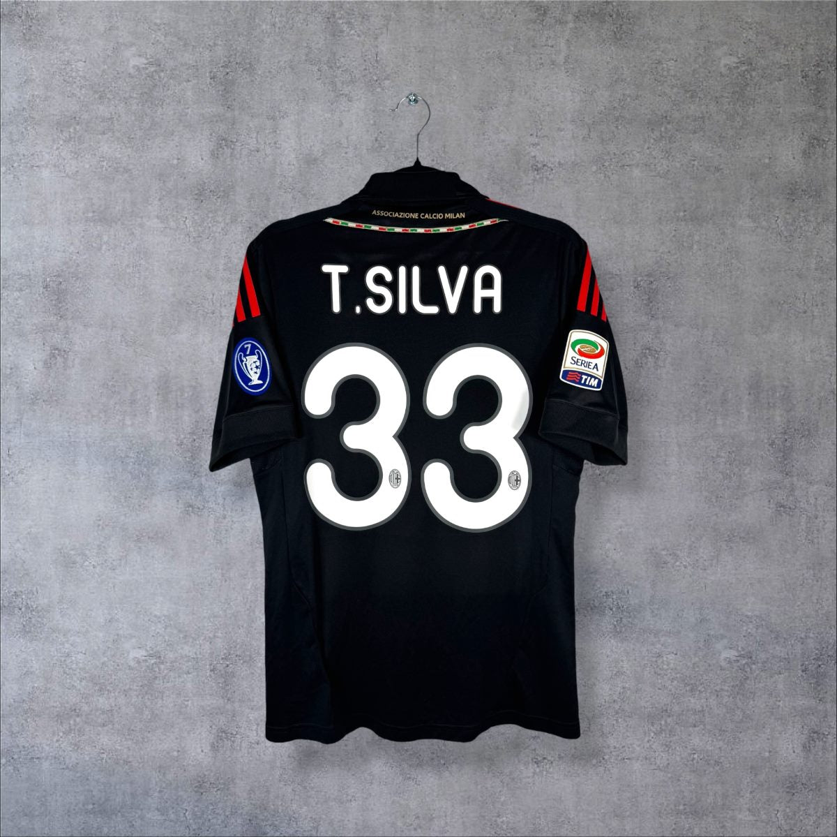Maillot AC Milan 2011-2012 third noir, dos floqué T.Silva 33, patchs Serie A et UEFA