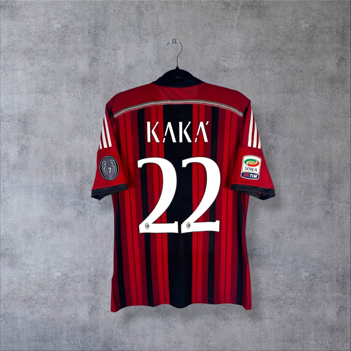 Dos du maillot AC Milan 2014-2015 domicile avec flocage KAKA' N°22 et patch Serie A