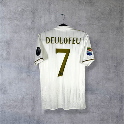 Dos du maillot AC Milan 2016-2017 extérieur avec le flocage doré DEULOFEU N°7 et le patch Serie A TIM