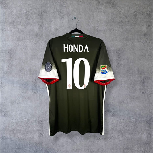 Maillot AC Milan 2016-2017 third kaki, dos floqué Honda 10 avec patchs Serie A et 7 Ligues des champions
