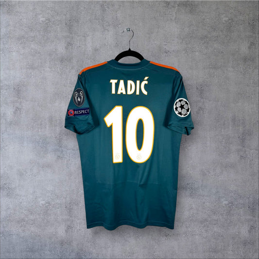 Flocage Tadić numéro 10 sur maillot Ajax Amsterdam 2019-2020 Extérieur
