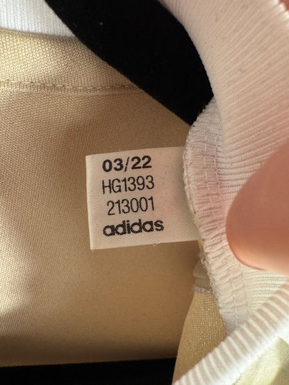 Étiquette d'authenticité avec code Adidas HG1393 prouvant l'originalité du maillot