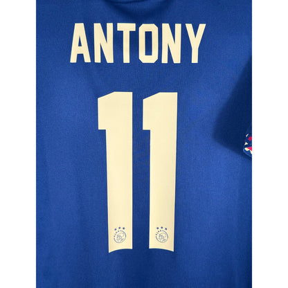 Détail de la typographie du flocage sur le numéro 11 d'Antony
