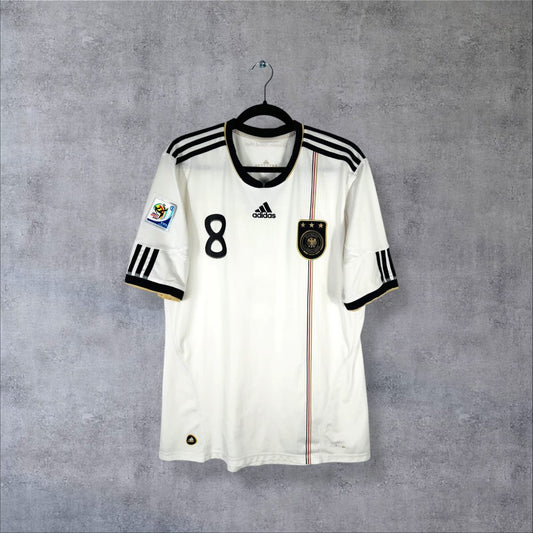 Face avant du maillot Allemagne 2010 domicile blanc adidas avec numéro 8 et patch Mondial 2010