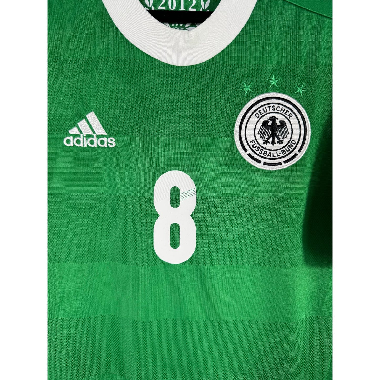 Détail de l'écusson de l'Allemagne et du logo Adidas
