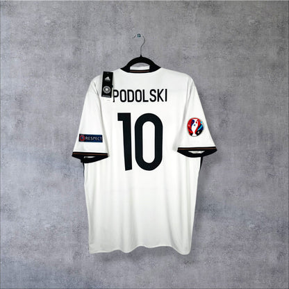 Flocage Podolski numéro 10 sur maillot Allemagne 2015-2016 Domicile