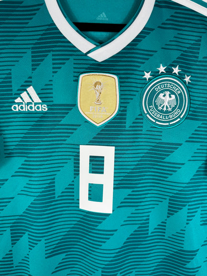 Détail de l'écusson de l'Allemagne et du logo Adidas