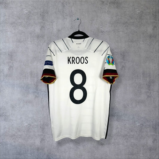 Maillot Allemagne 2020 domicile adidas, dos floqué Kroos 8, badges Euro 2020 et Respect