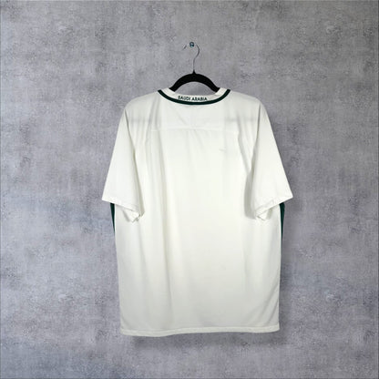 Dos du maillot Arabie saoudite domicile 2016 Nike, inscription Saudi Arabia sous la nuque