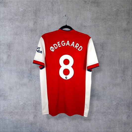 Dos du maillot Arsenal domicile 2021-2022 adidas rouge et blanc, flocage Ødegaard 8 avec badge Premier League