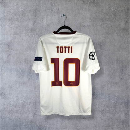 Dos du maillot AS Roma 2014-2015 extérieur blanc avec flocage TOTTI numéro 10 bordeaux et patch Ligue des Champions