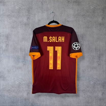 Dos du maillot AS Roma 2015-2016 domicile avec le flocage orange M.SALAH N°11 et le Starball Champions League