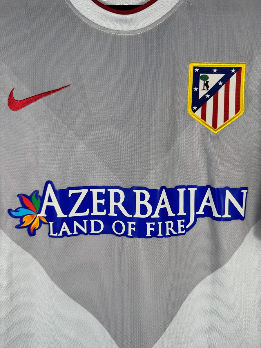 Écusson brodé de l'Atletico Madrid et patch LFP d'origine sur le maillot extérieur 2014-2015