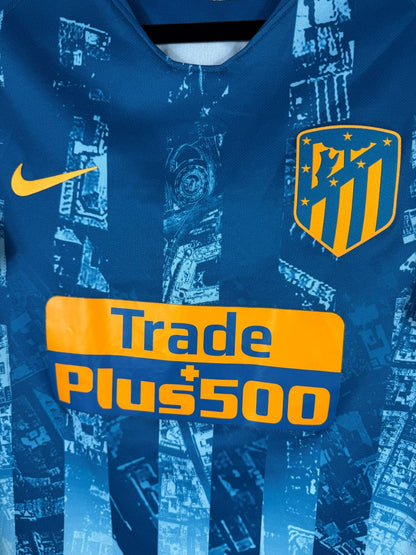 Écusson Atlético Madrid et sponsor Plus500, maillot third 2018-2019