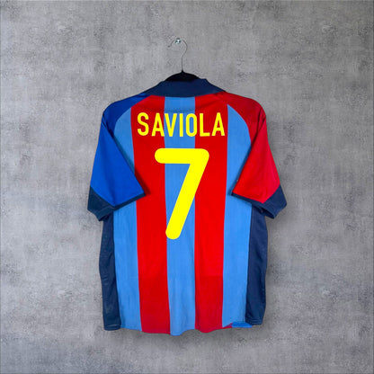 Dos du maillot FC Barcelone 2002 Blaugrana avec flocage jaune SAVIOLA 7.