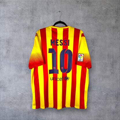 Dos du maillot FC Barcelone Extérieur 2014 rouge et jaune avec flocage bleu MESSI 10 et sponsor Unicef.