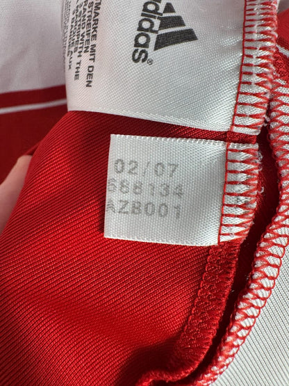 Étiquette adidas 02/07 code 688134, maillot Bayern Munich domicile 2008-2009